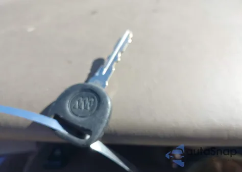 2005 Buick Park Avenue from USA, damaged, VIN 1G4CW54KX54106844